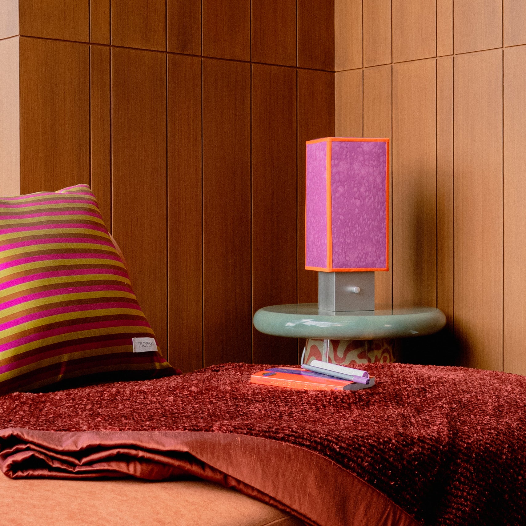 PYRITE Dimmable Table Lamp (Pink)