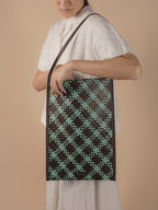 TIDE Woven Letter Bag (Brown)